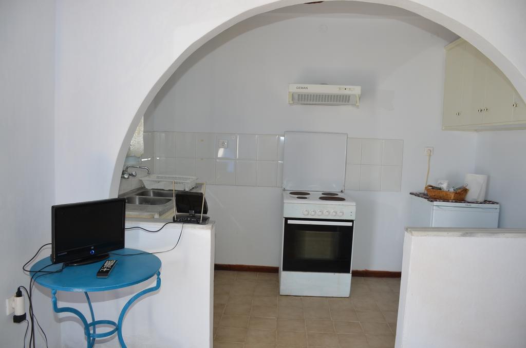 Marika Apartment Киониа Стая снимка